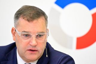 Stát utrácel, kde neměl. Použití rozpočtové rezervy byla chyba, tvrdí Mojmír Hampl